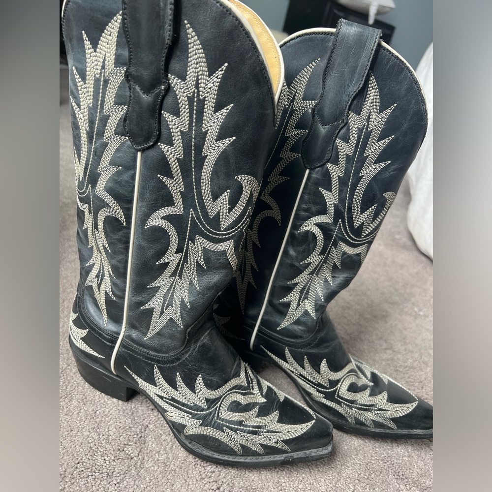 Black Embroidered Stetson Boots